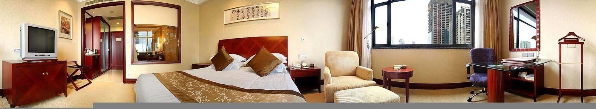 ヤンアン ホテル 上海市 エクステリア 写真
